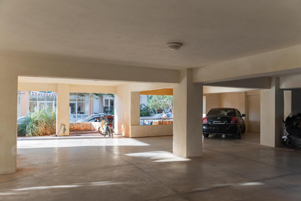 Dejaview Cozy Apartment By 8Essentially Chrissi Akti Chania Exterior foto